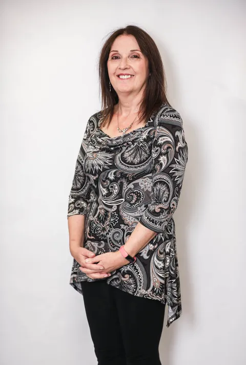 Angela Holmes, Senior Bookkeeper